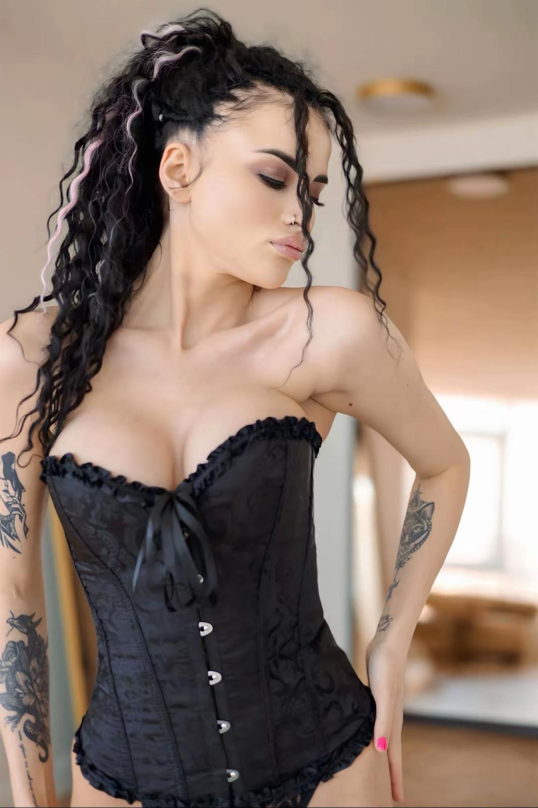 Nicole10